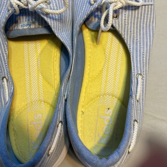 Keds striped boat shoe. 9 - Picture 6 of 7